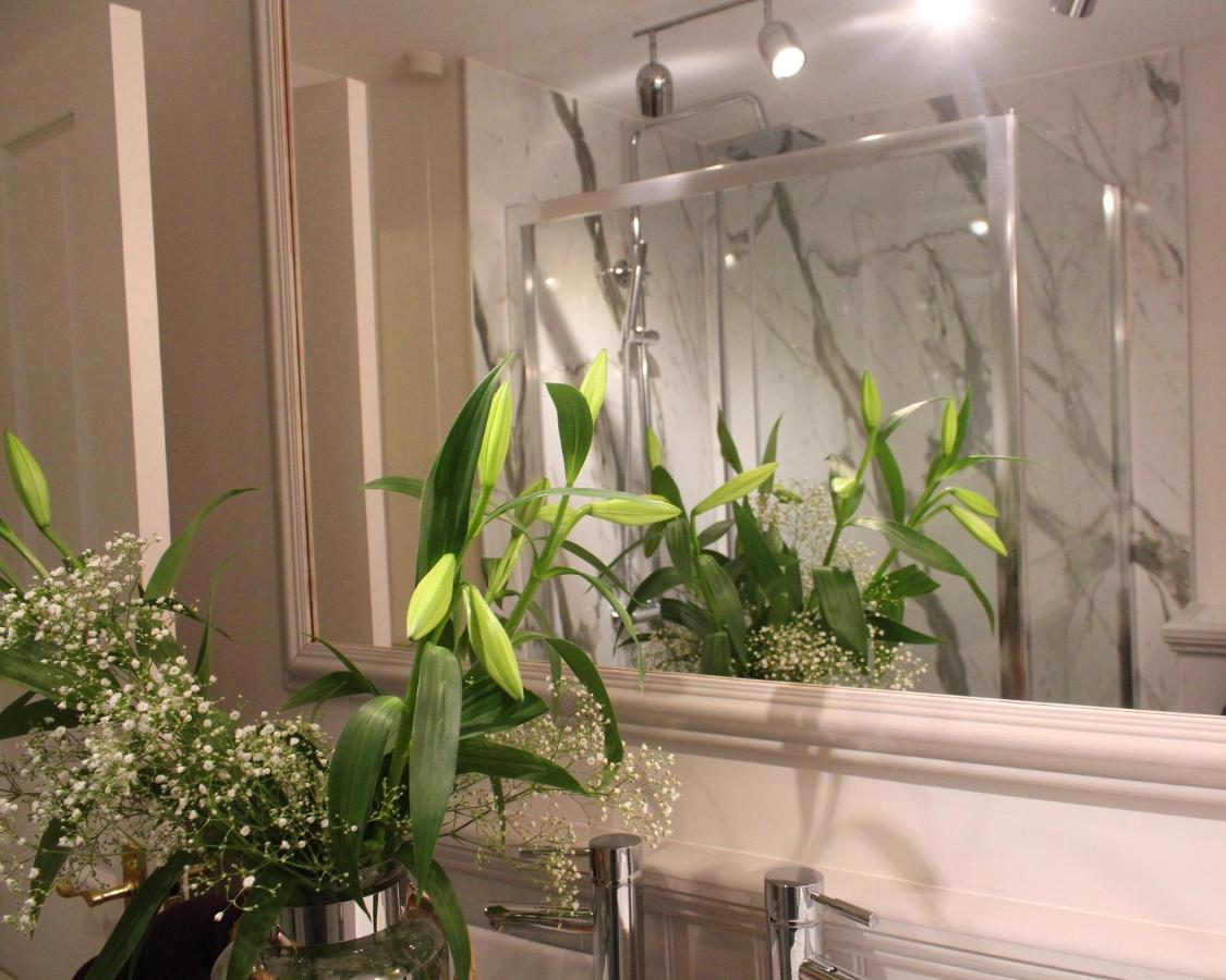 Beautiful Seaside One Bedroom Apartment 沙尔顿 外观 照片