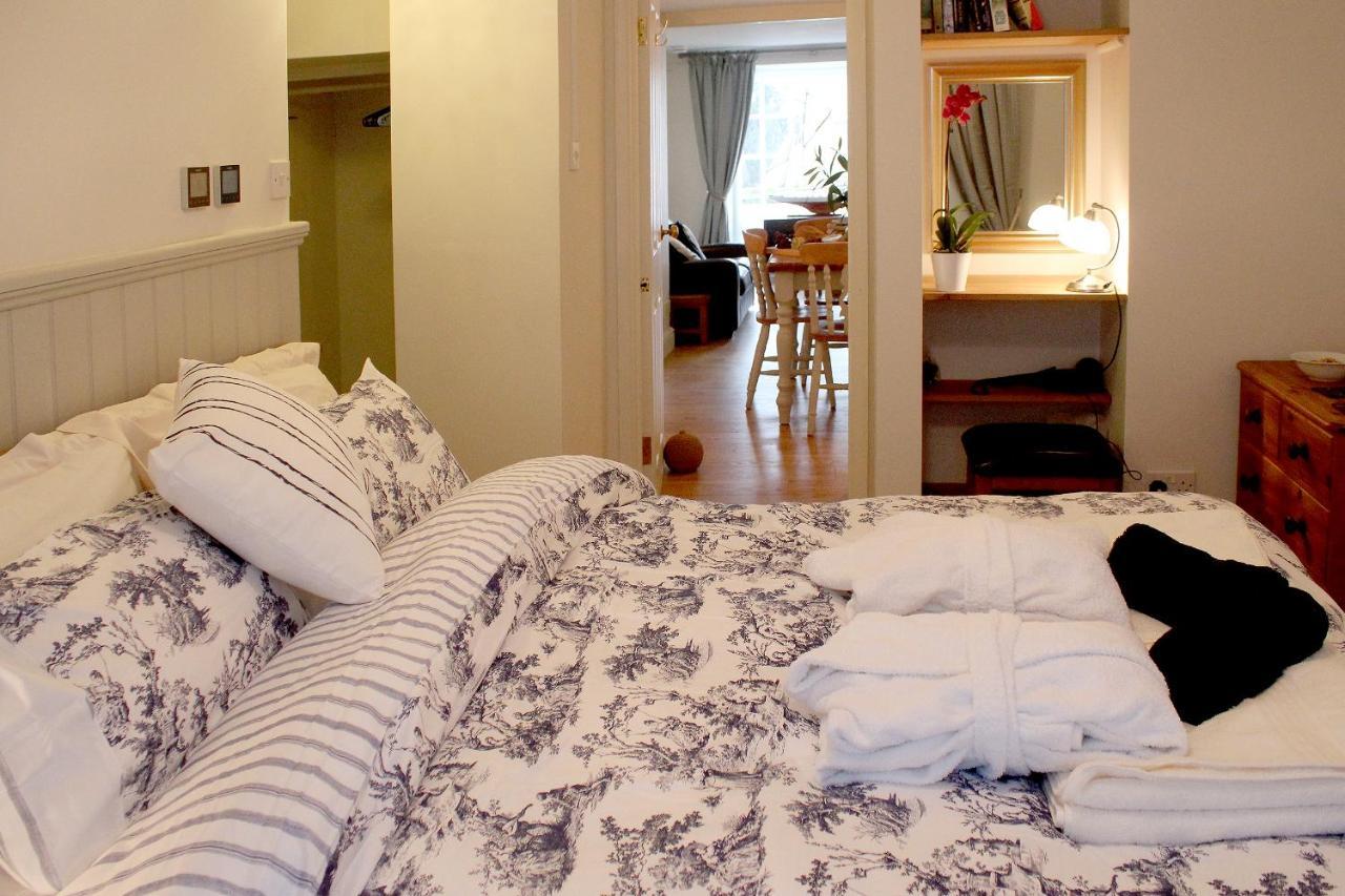 Beautiful Seaside One Bedroom Apartment 沙尔顿 外观 照片